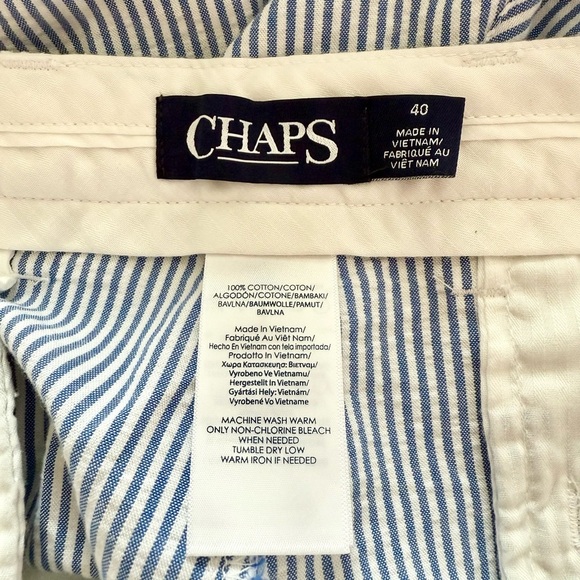Chaps Blue and White Striped Seersucker Shorts 100% Cotton Size 40 9” Inseam - Picture 2 of 4